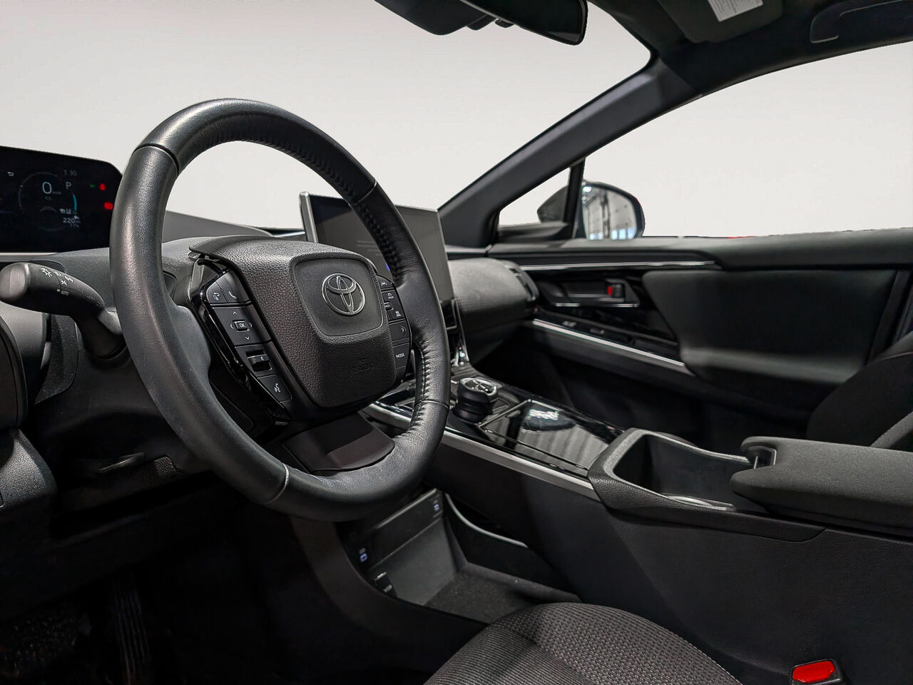 2024 Toyota bZ4X - Image 7