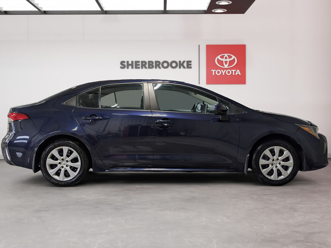 2022 Toyota Corolla - Image 5