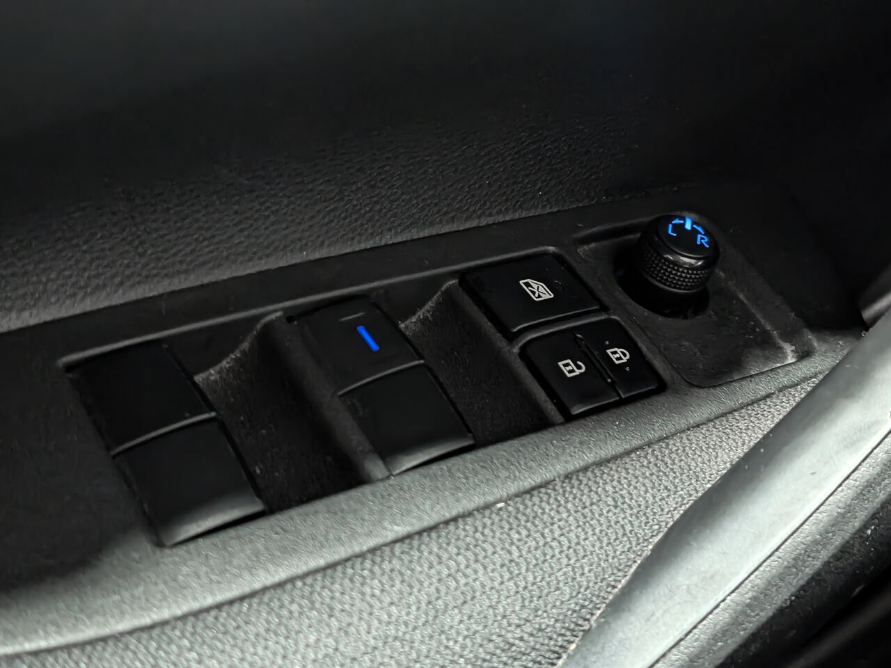 2022 Toyota Corolla - Image 15