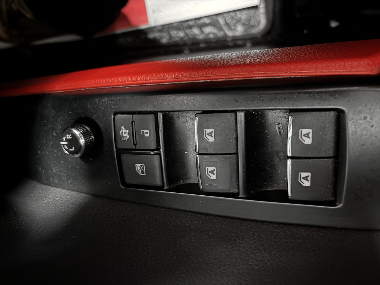 2020 Toyota Camry - Image 14