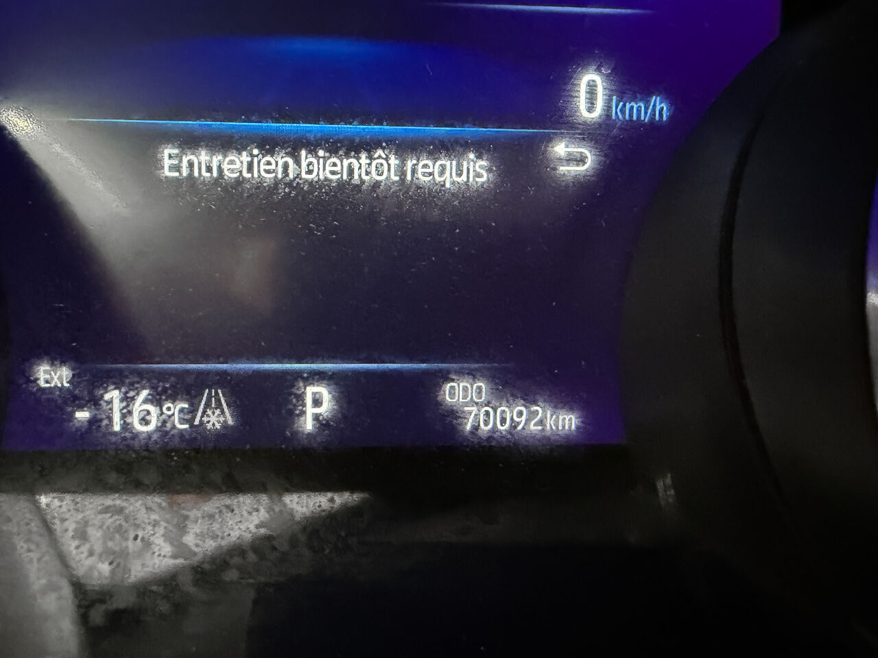 2020 Toyota Camry - Image 16