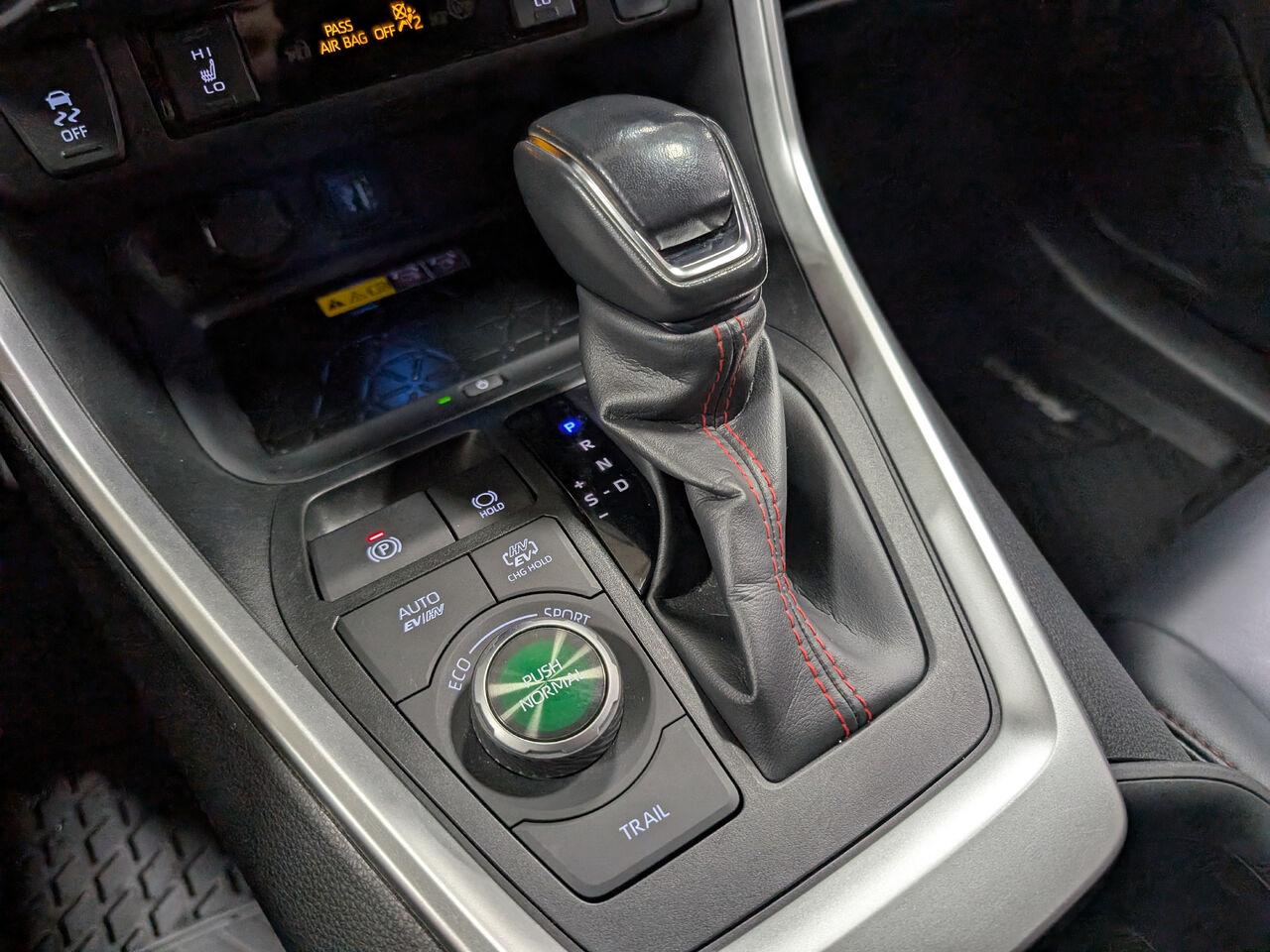 2023 Toyota RAV4 Prime - Image 19