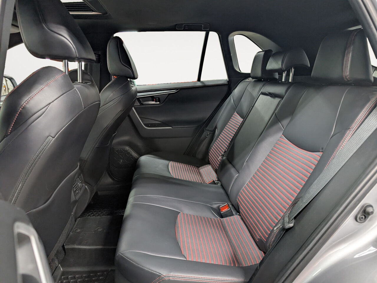 2023 Toyota RAV4 Prime - Image 21