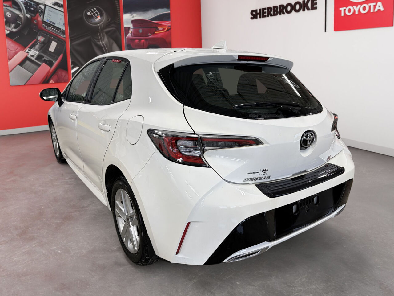 2021 Toyota Corolla à hayon - Image 2