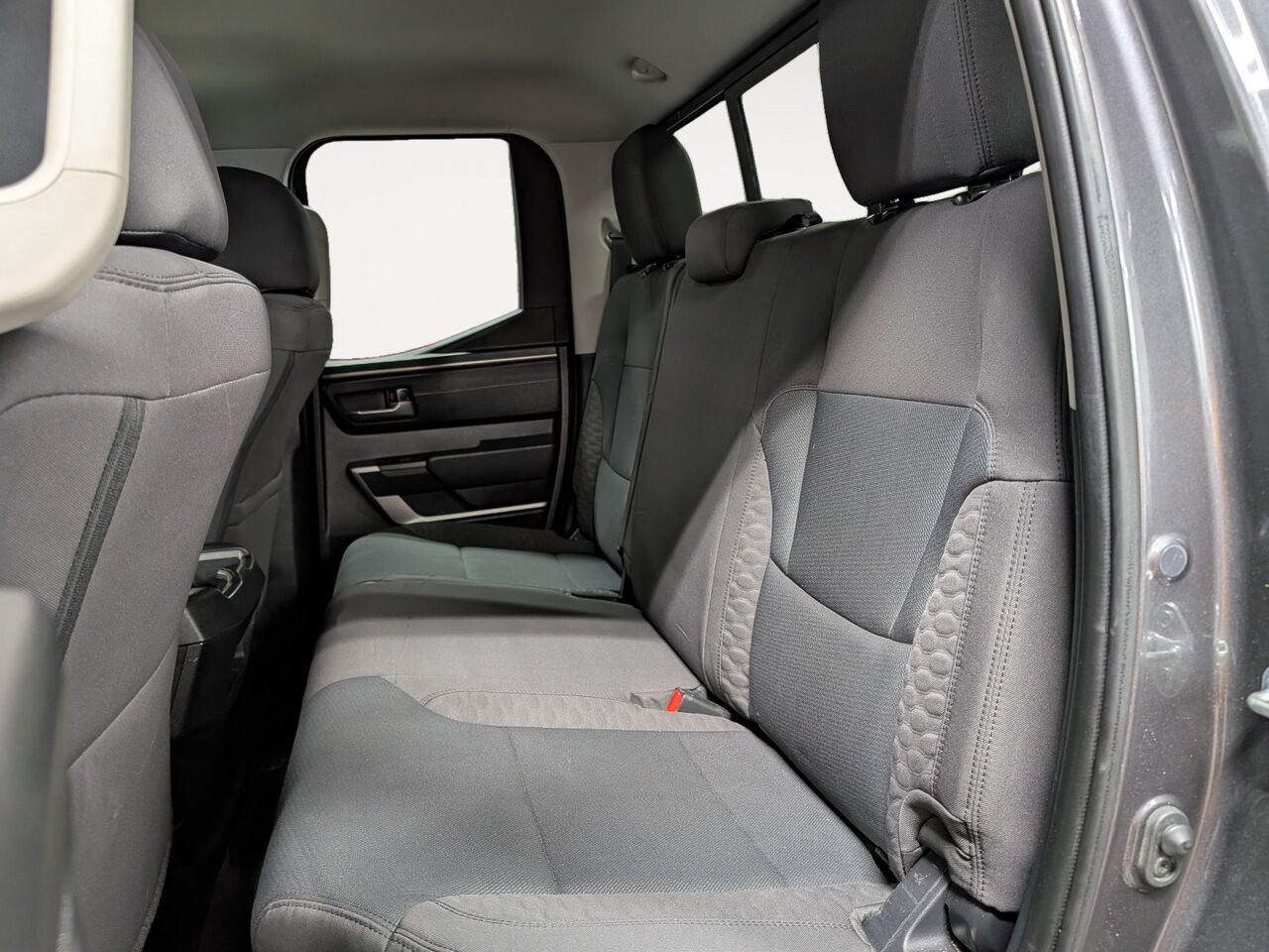 2022 Toyota Tundra - Image 13