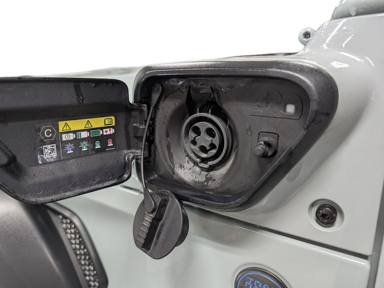 2024 Jeep Wrangler 4xe - Image 7