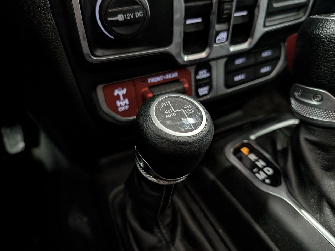2024 Jeep Wrangler 4xe - Image 24