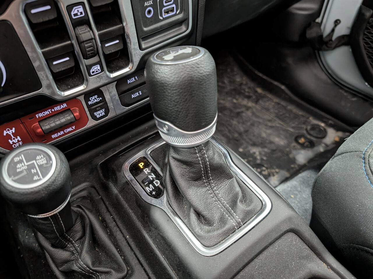 2024 Jeep Wrangler 4xe - Image 25