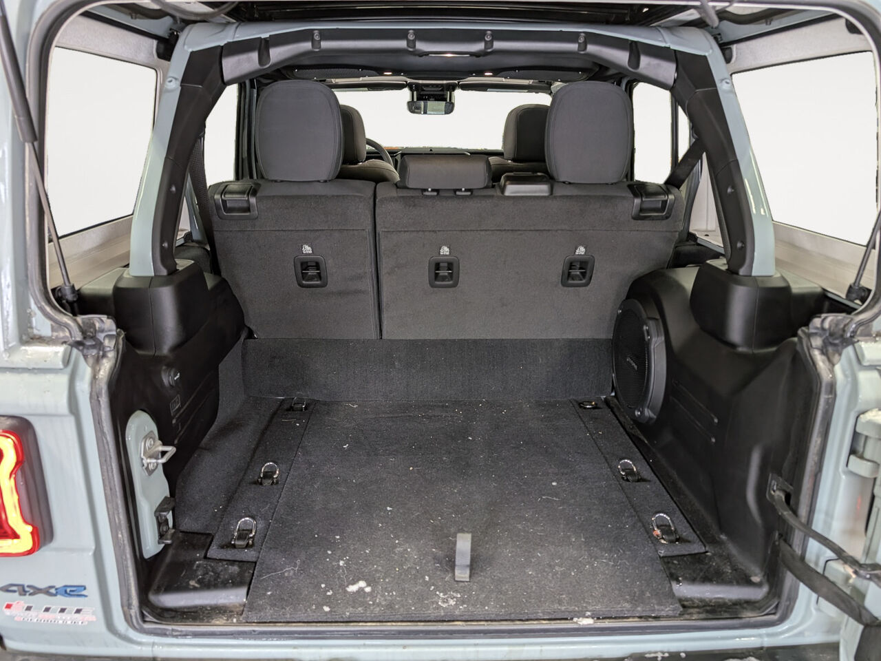2024 Jeep Wrangler 4xe - Image 28