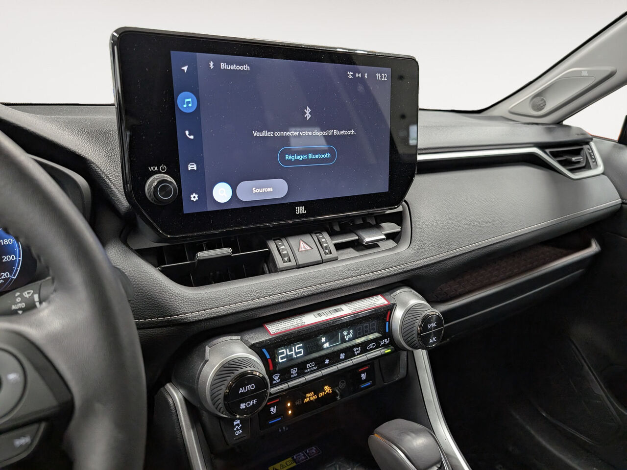 2025 Toyota RAV4 Hybride - Image 19