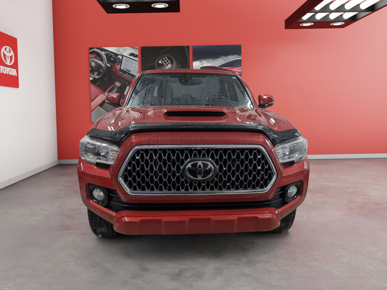 2018 Toyota Tacoma - Image 2