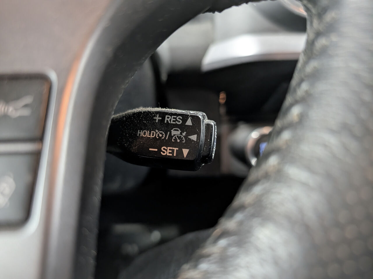 2018 Toyota Tacoma - Image 18