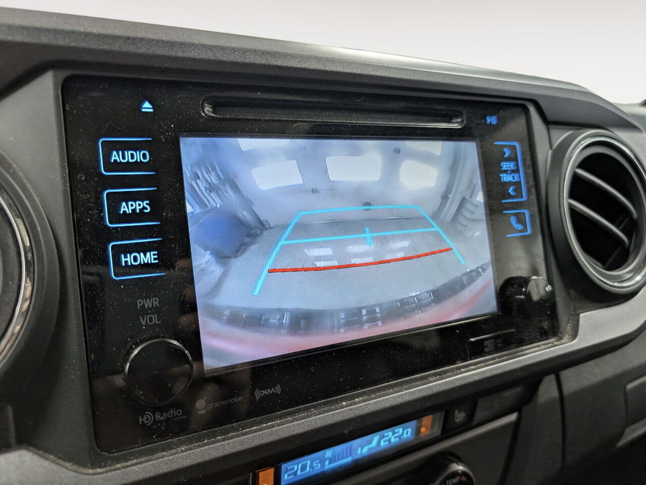 2018 Toyota Tacoma - Image 20