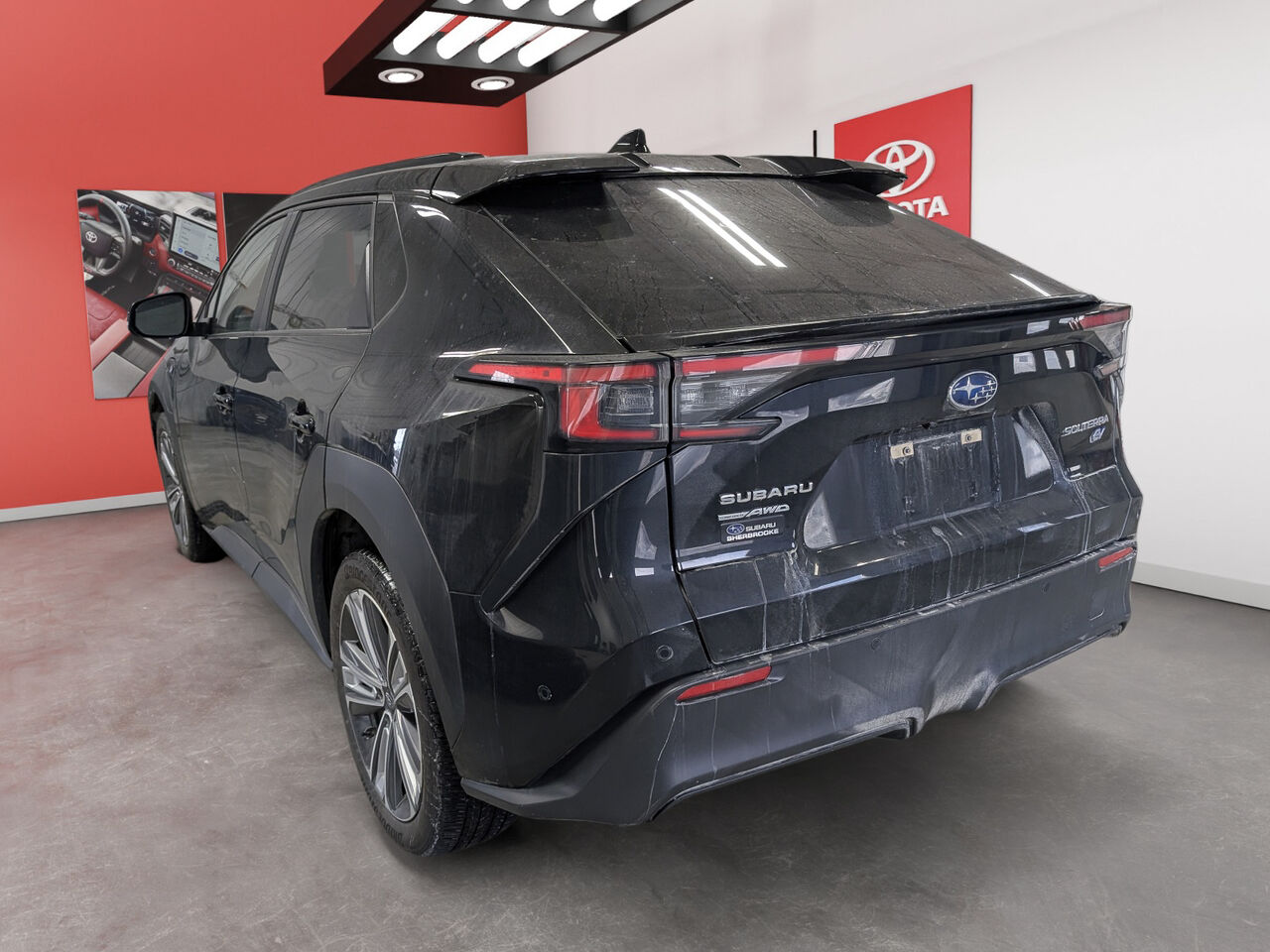 2023 Subaru Solterra - Image 6