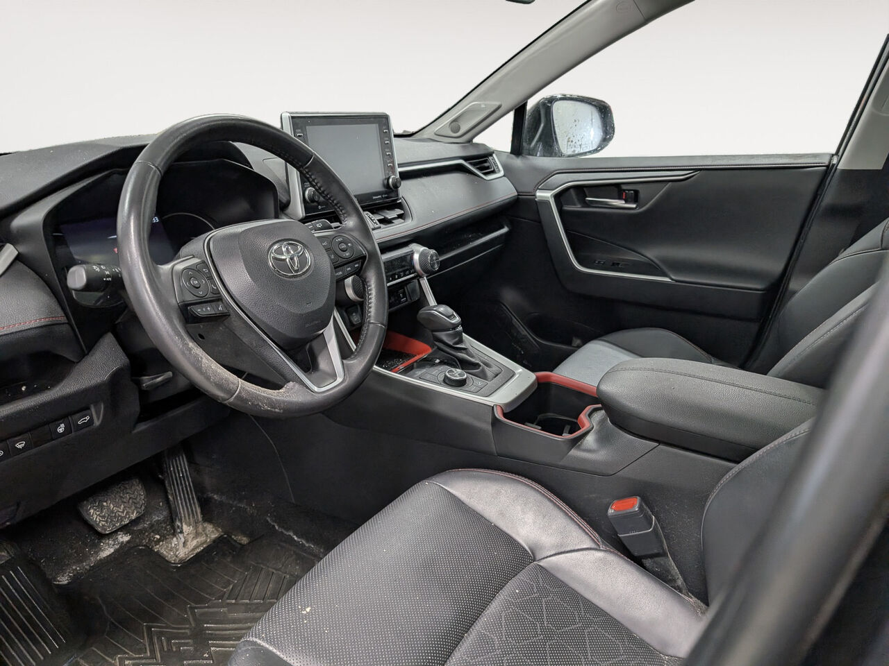 2022 Toyota RAV4 - Image 8