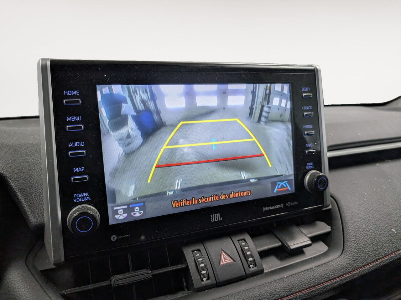 2022 Toyota RAV4 - Image 18