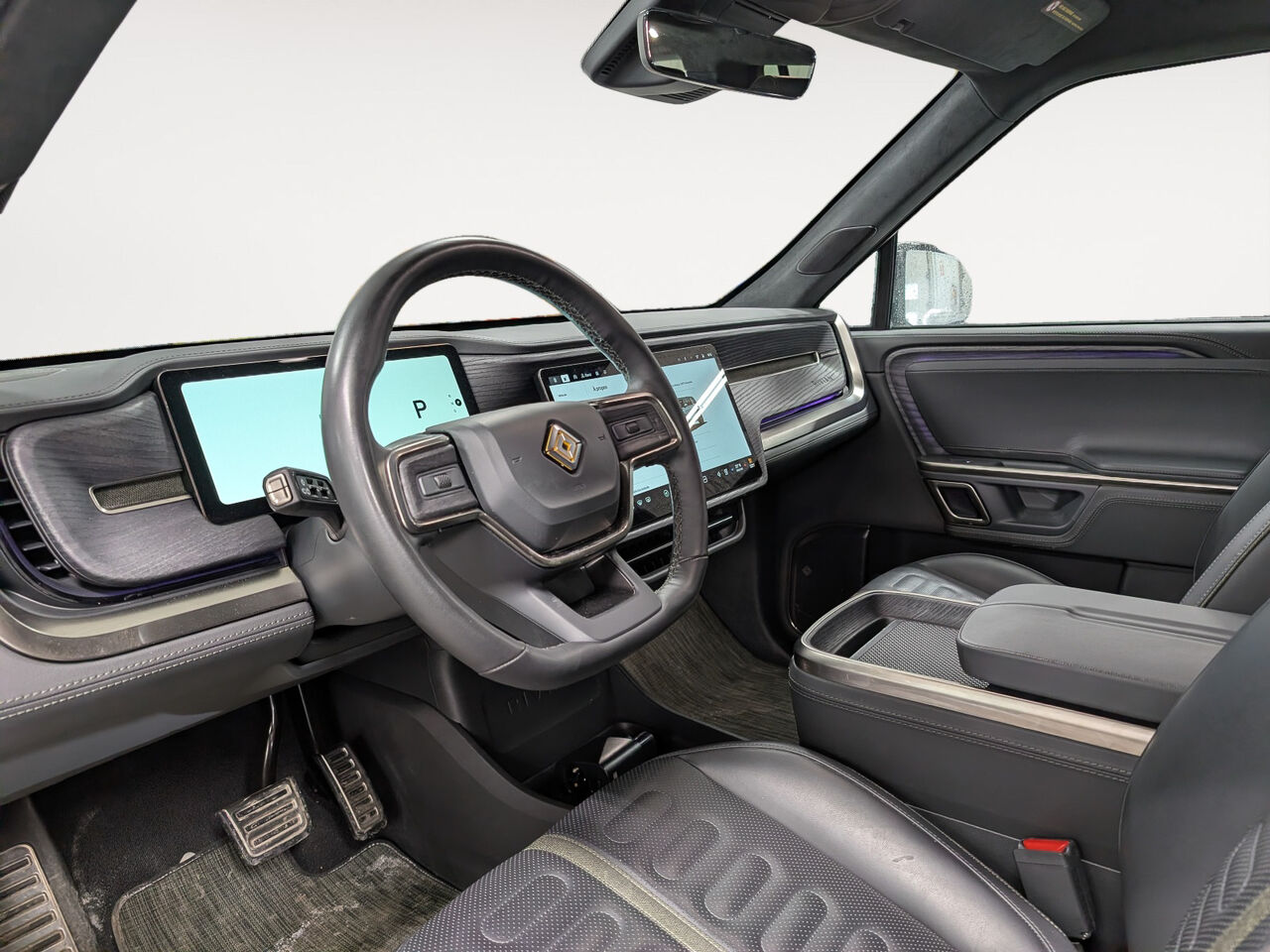 2024 Rivian R1S - Image 9