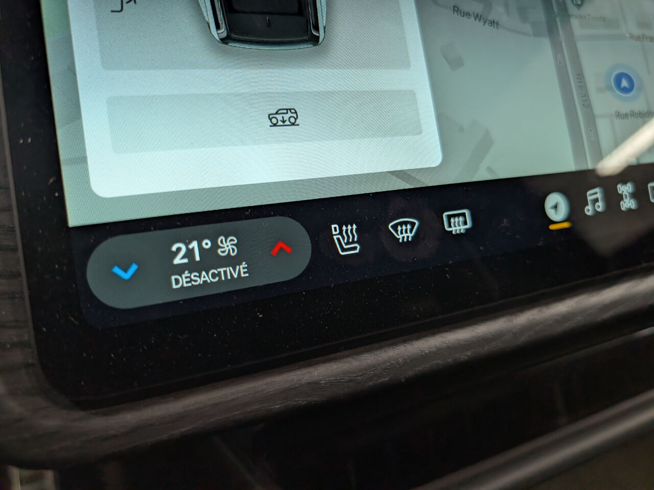 2024 Rivian R1S - Image 20