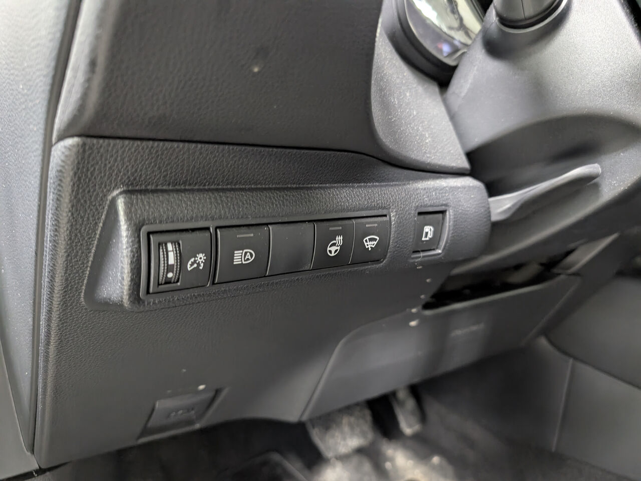 2025 Toyota Corolla Hybride - Image 11