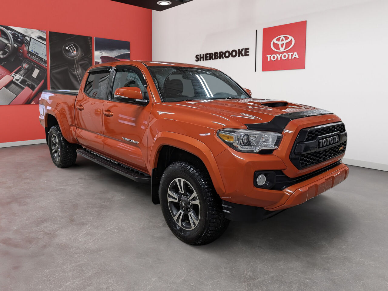 2017 Toyota Tacoma - Image 3