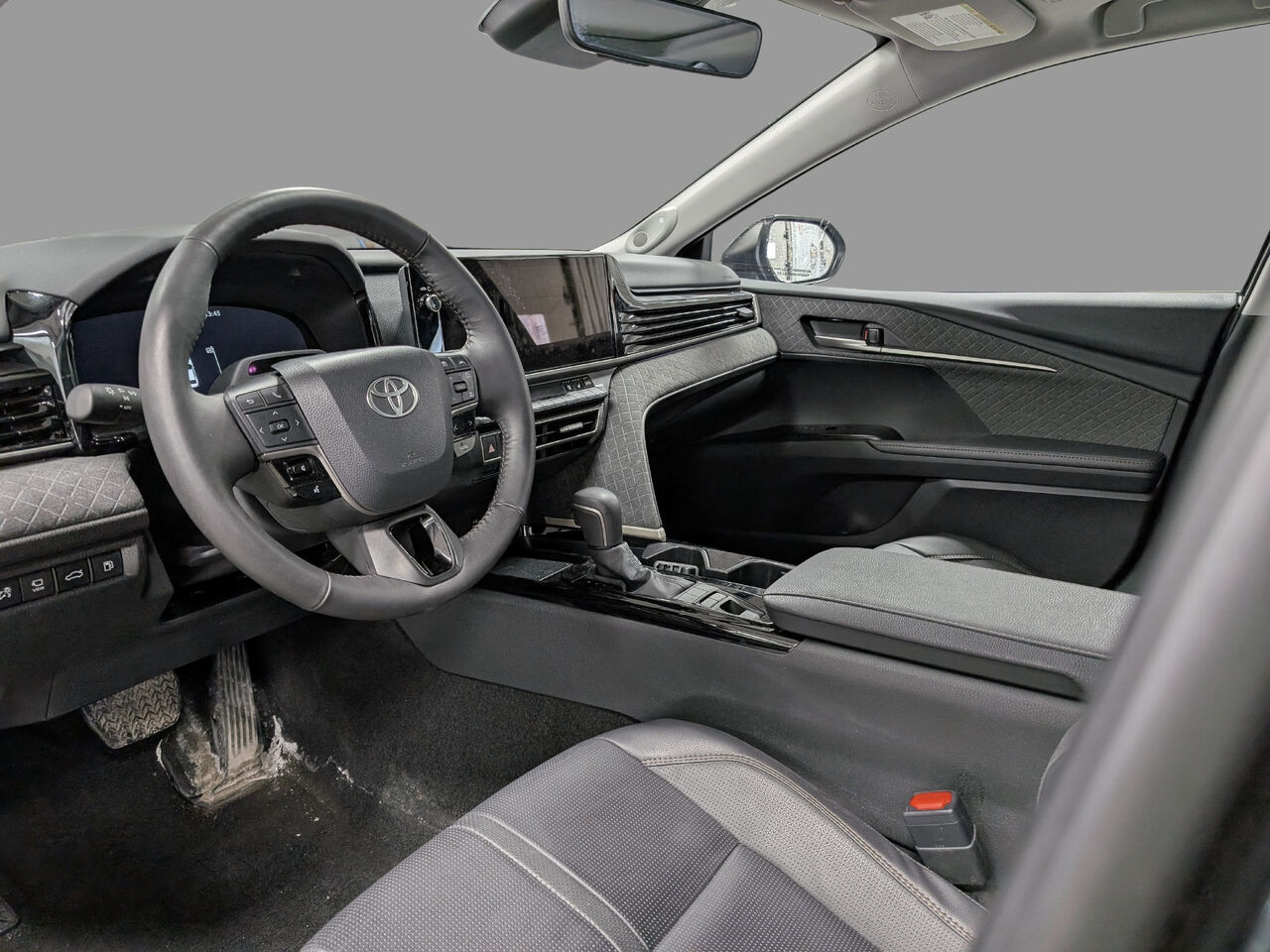 2026 Toyota Camry Hybride - Image 9