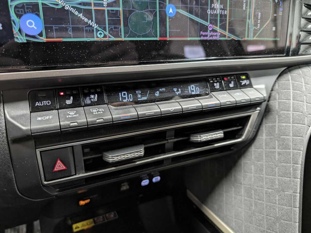 2026 Toyota Camry Hybride - Image 21