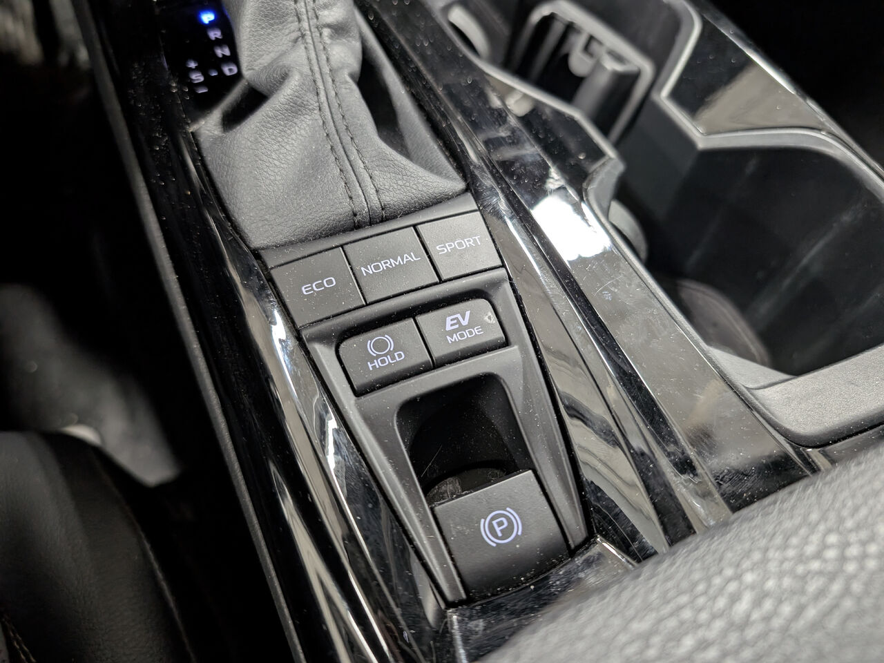 2026 Toyota Camry Hybride - Image 24