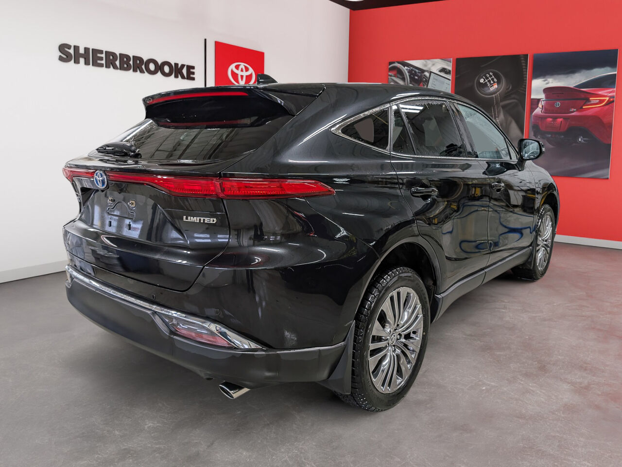 2023 Toyota Venza Hybride - Image 4