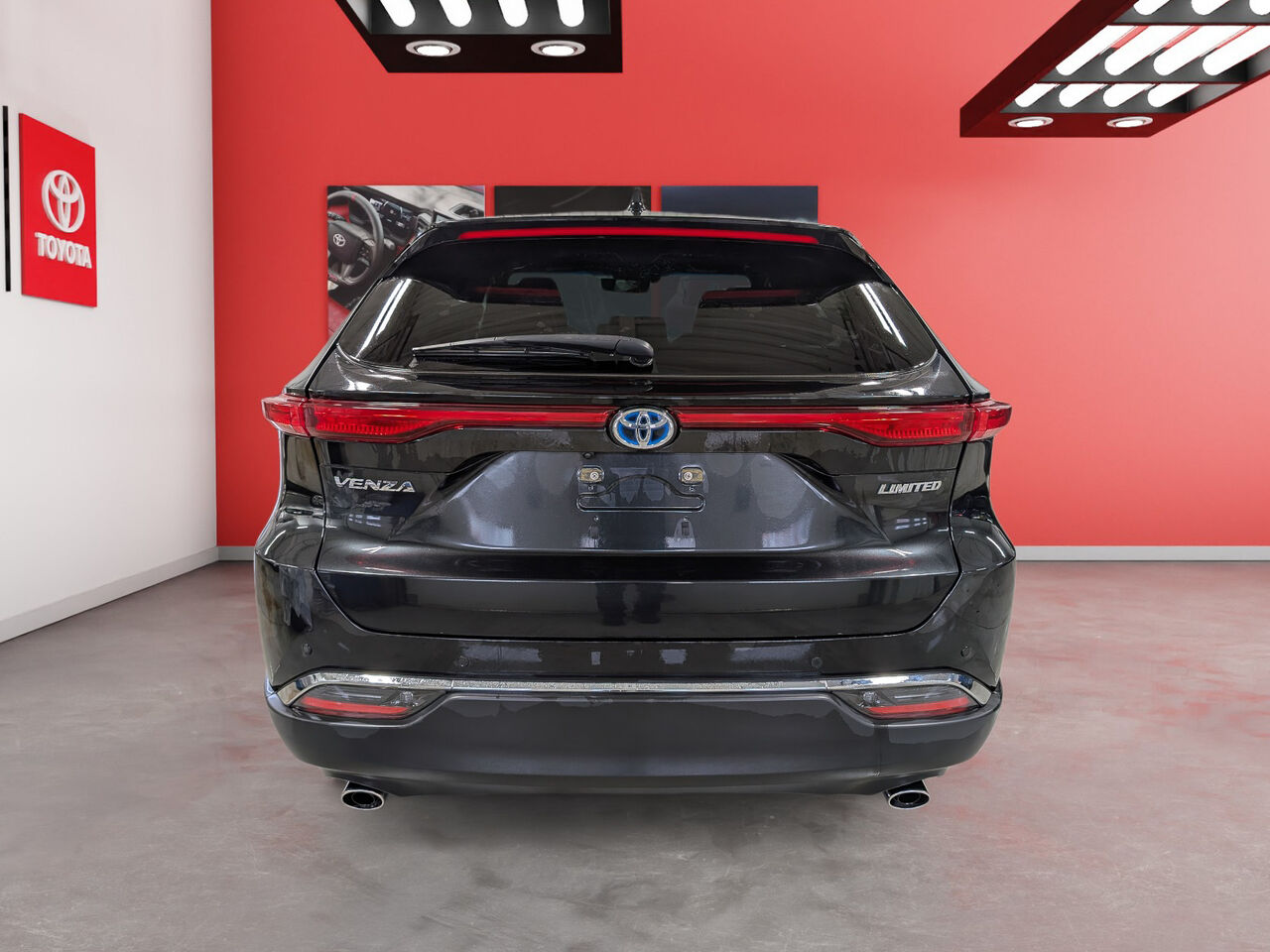 2023 Toyota Venza Hybride - Image 5