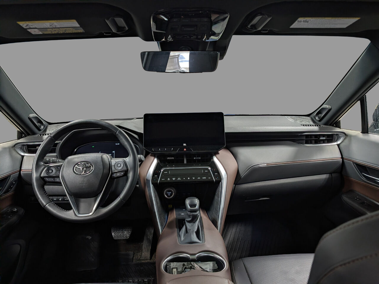 2023 Toyota Venza Hybride - Image 8