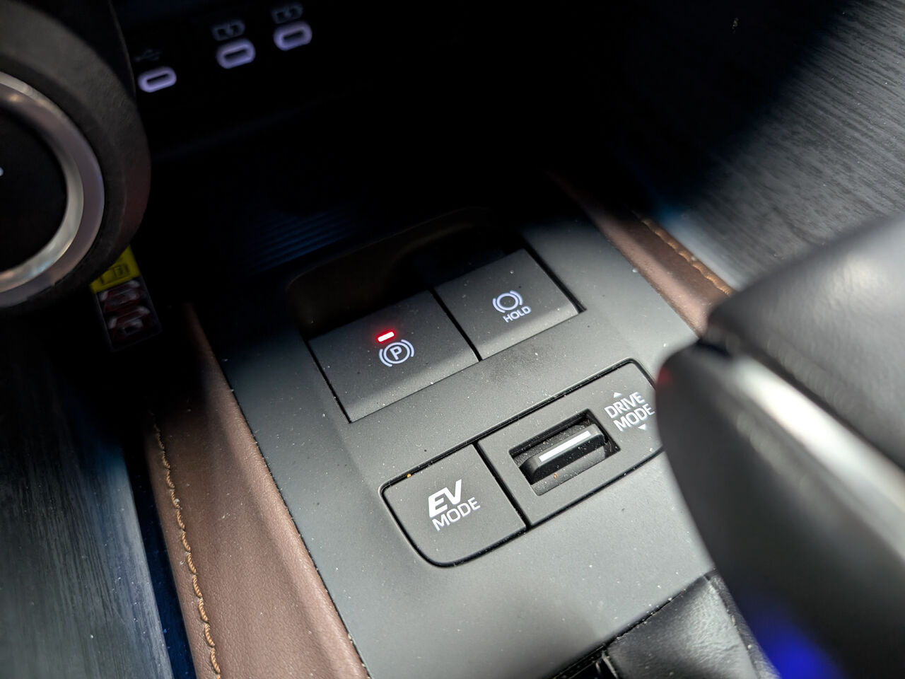 2023 Toyota Venza Hybride - Image 21