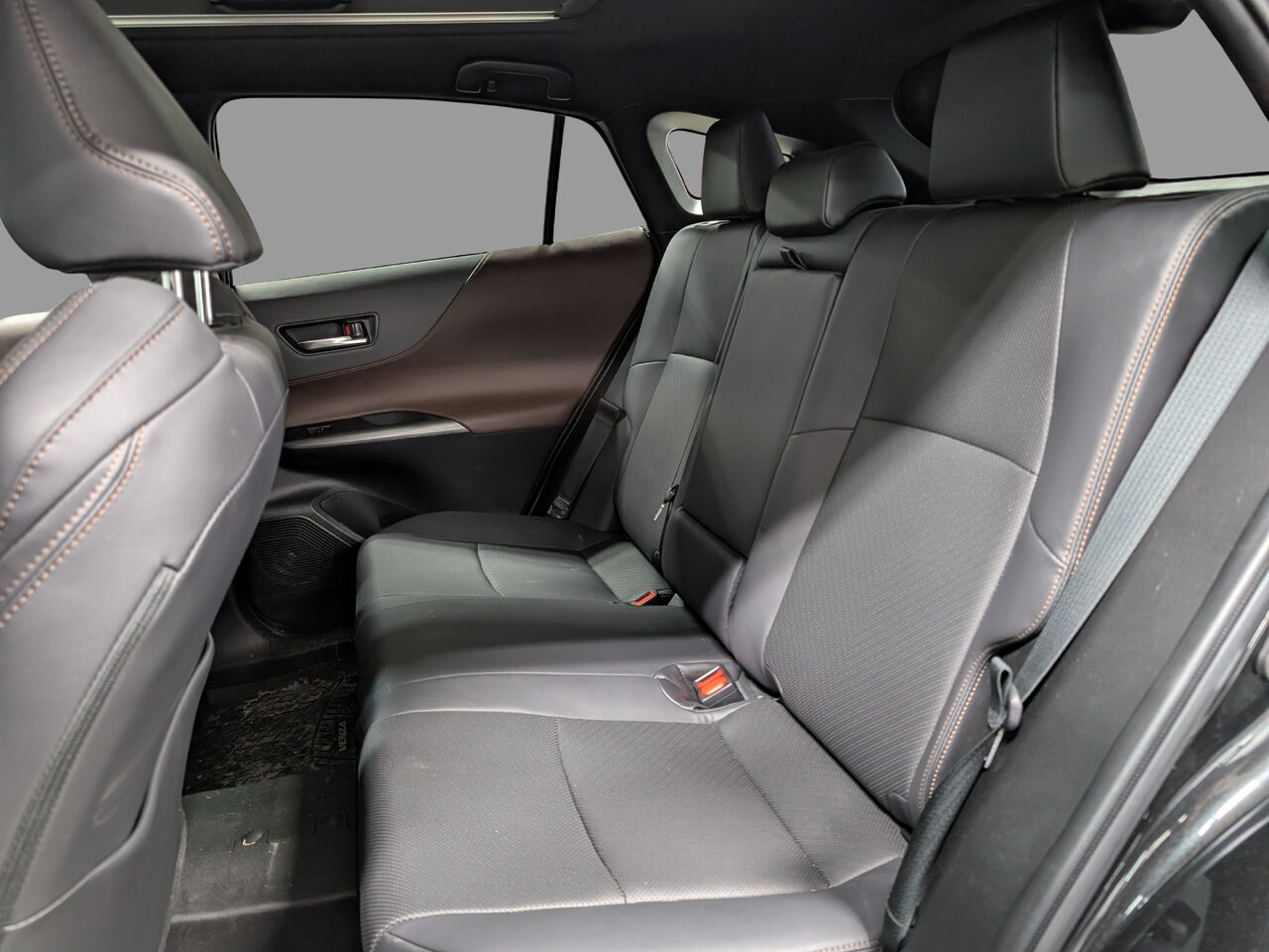 2023 Toyota Venza Hybride - Image 25