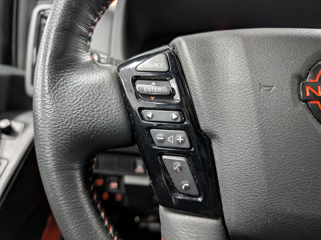 2023 Nissan Frontier - Image 16