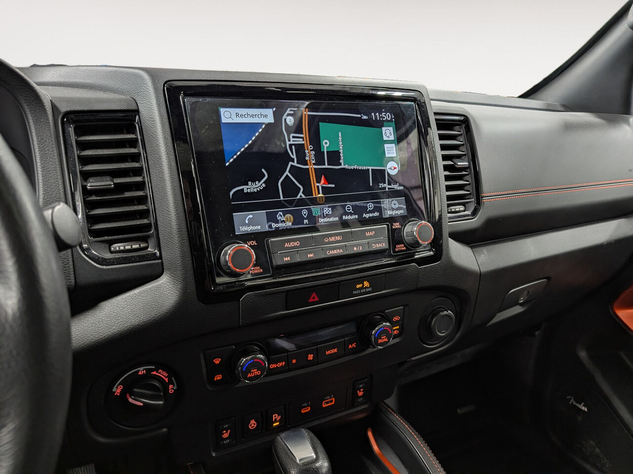 2023 Nissan Frontier - Image 18