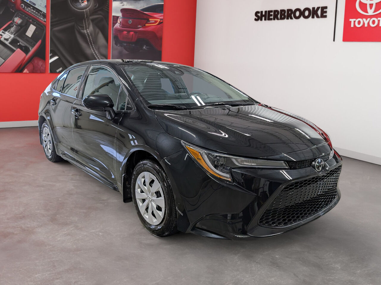 2022 Toyota Corolla - Image 3