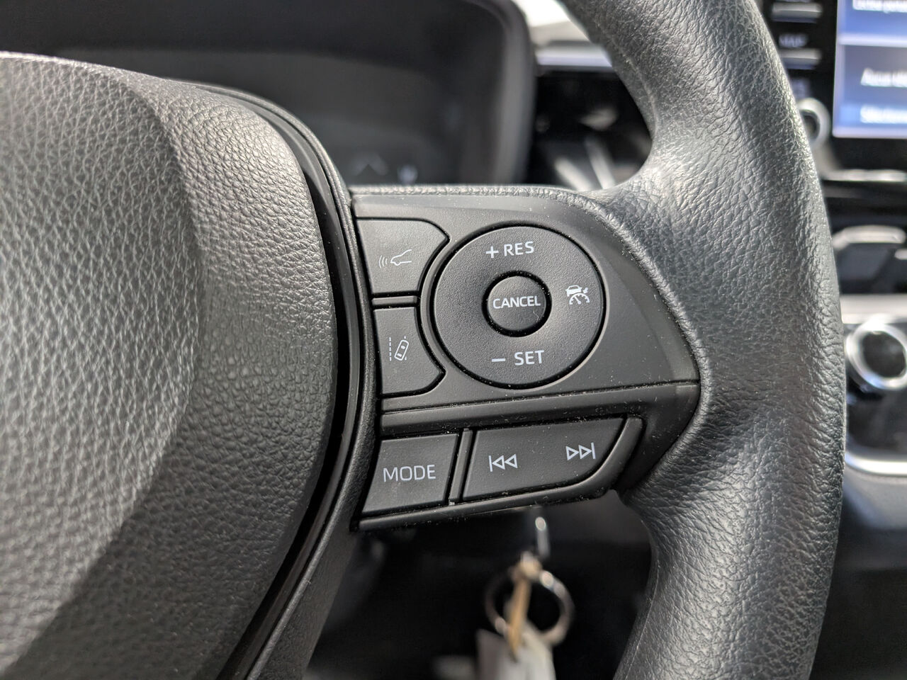 2022 Toyota Corolla - Image 15