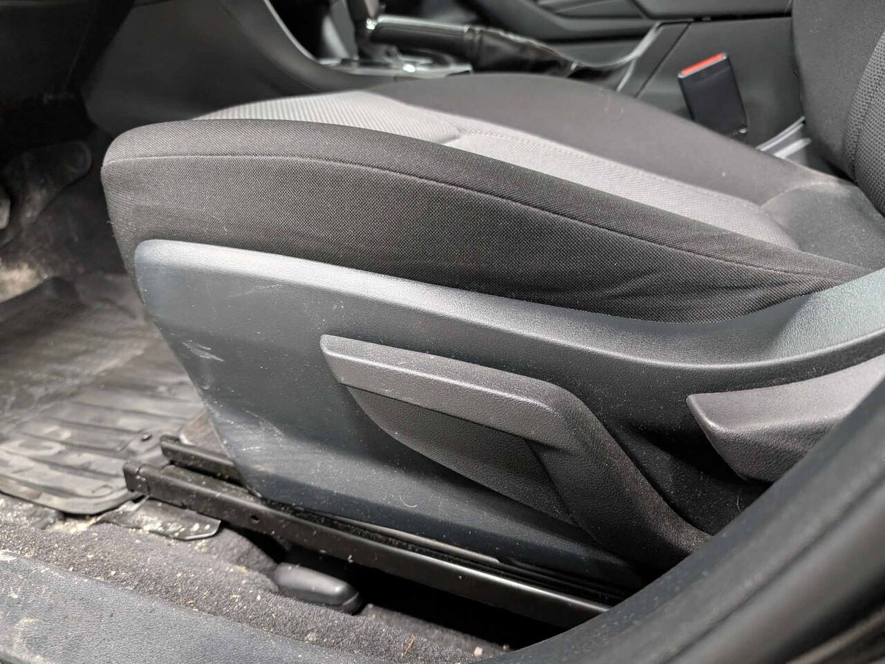 2023 Subaru Impreza - Image 12