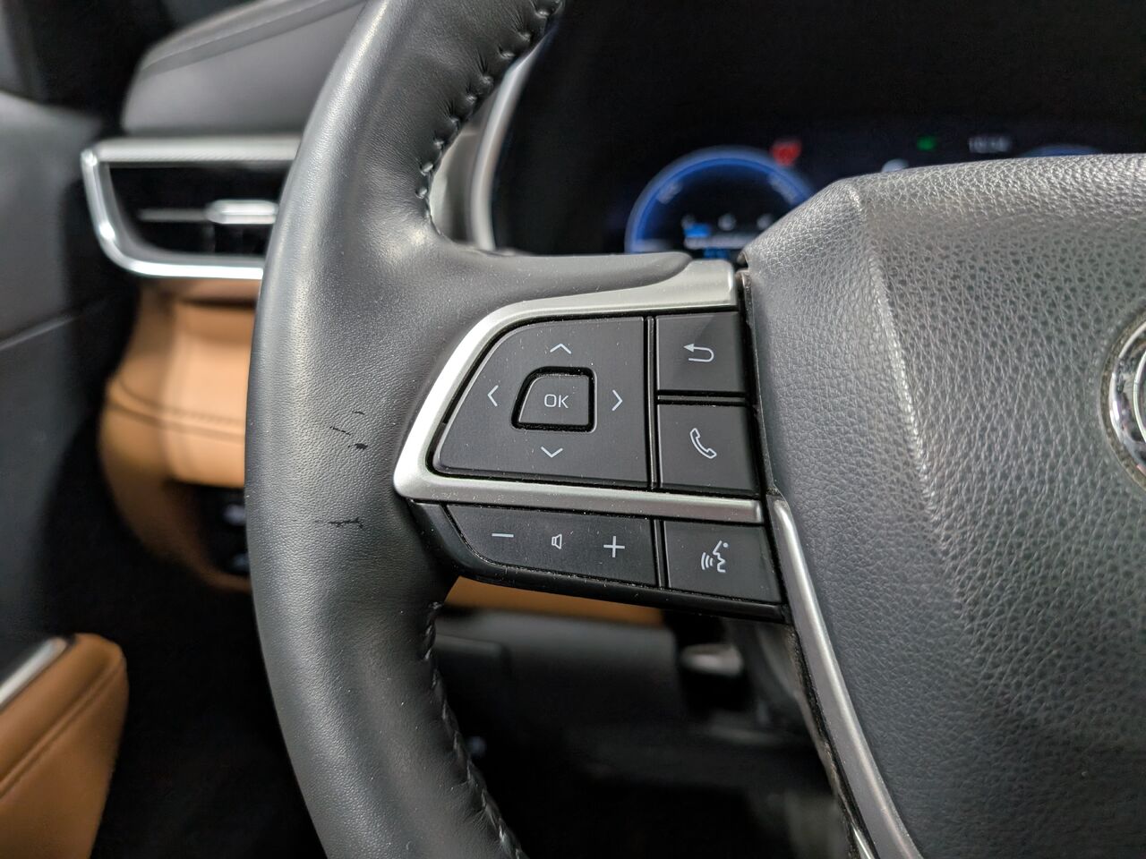 2023 Toyota Highlander Hybride - Image 15