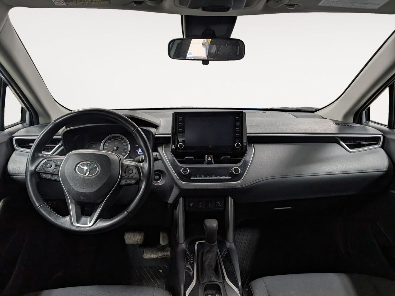 2022 Toyota Corolla Cross - Image 8