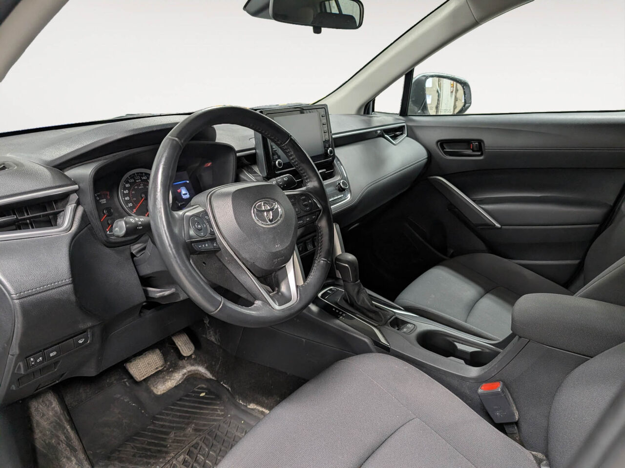 2022 Toyota Corolla Cross - Image 9