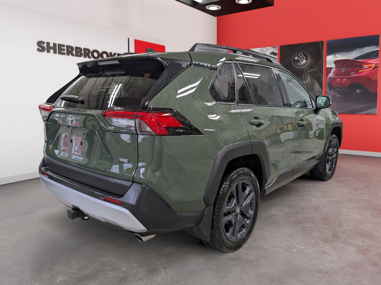 2025 Toyota RAV4 - Image 4
