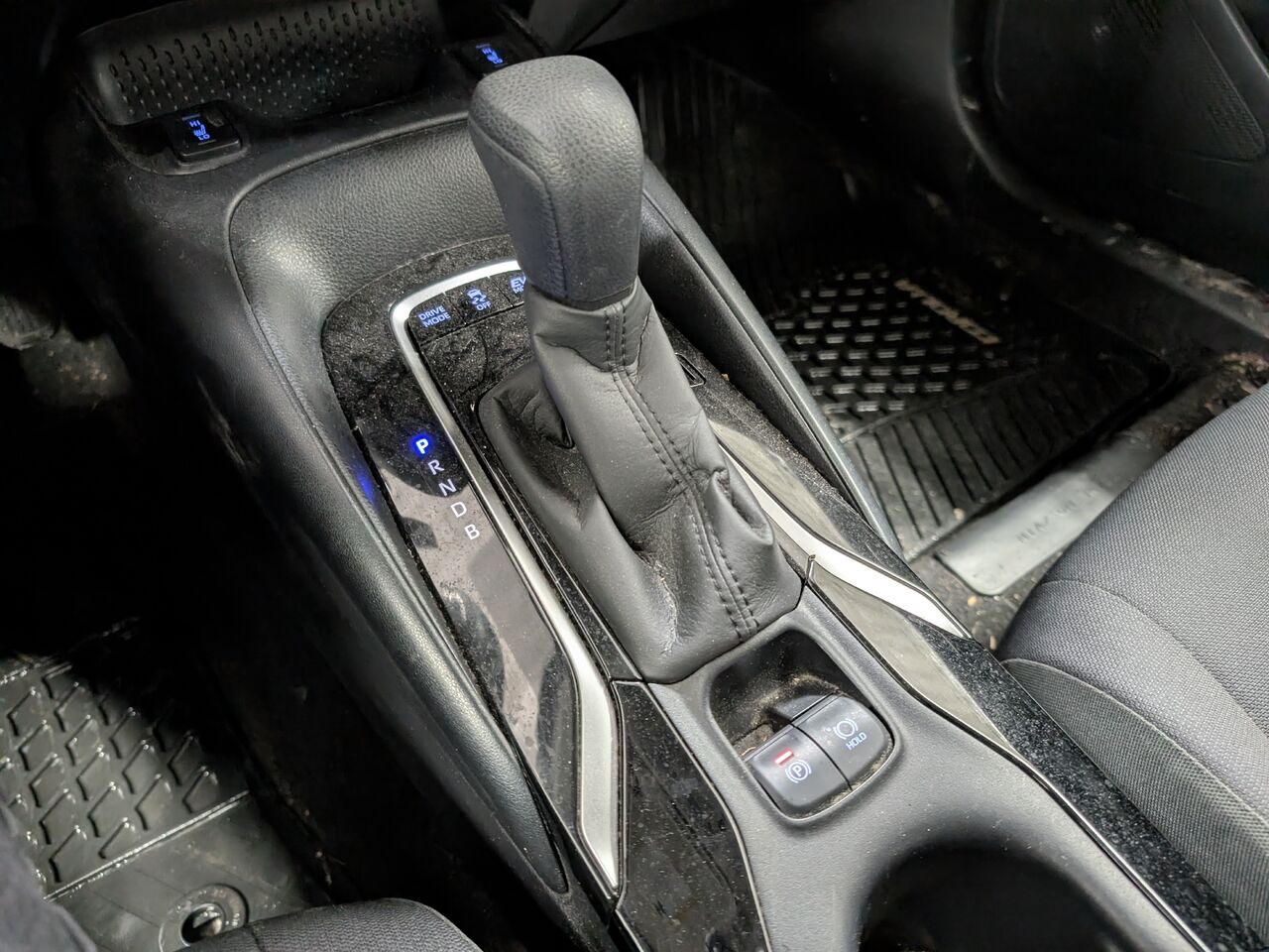 2021 Toyota Corolla Hybride - Image 21