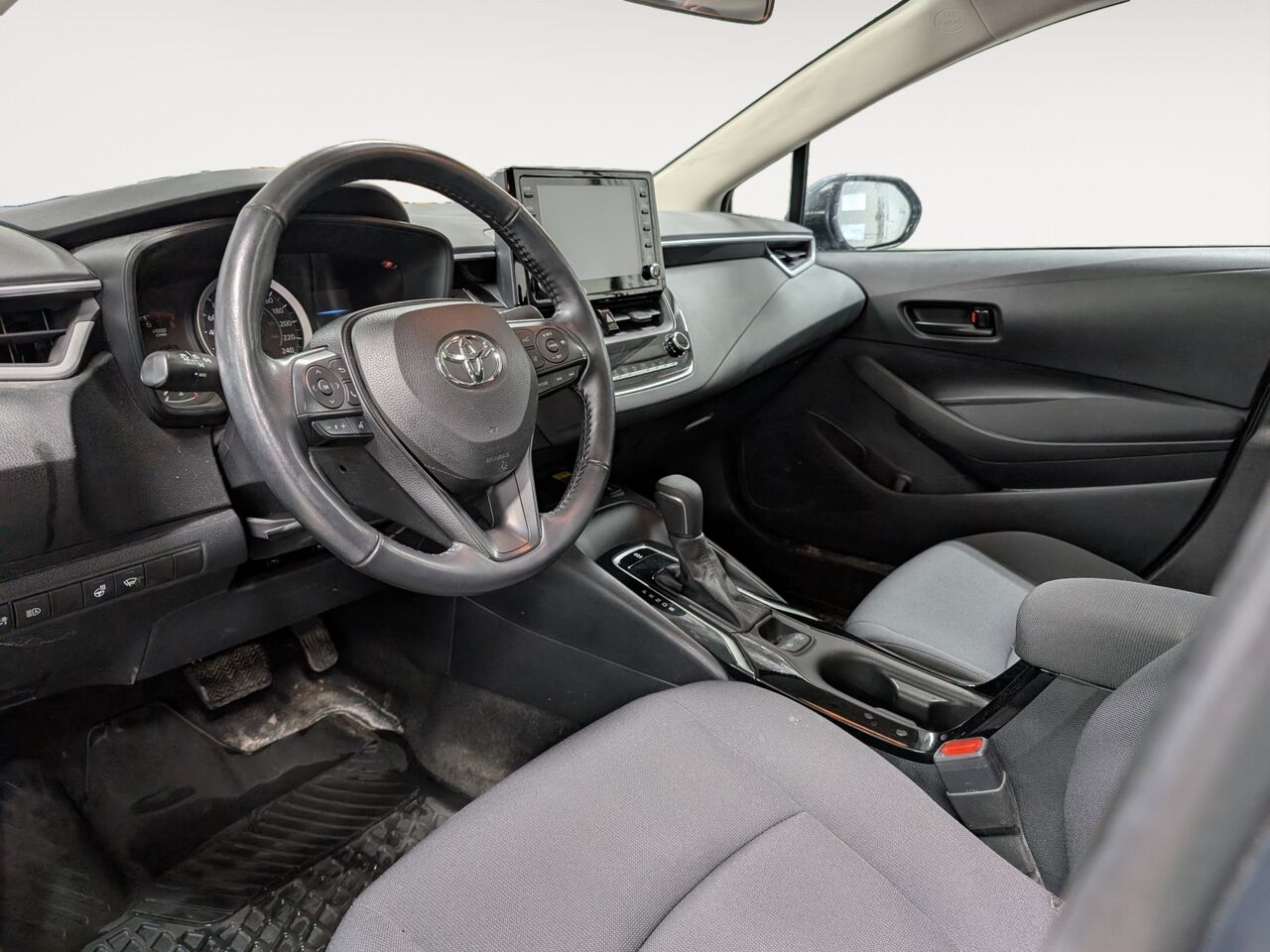 2022 Toyota Corolla - Image 9