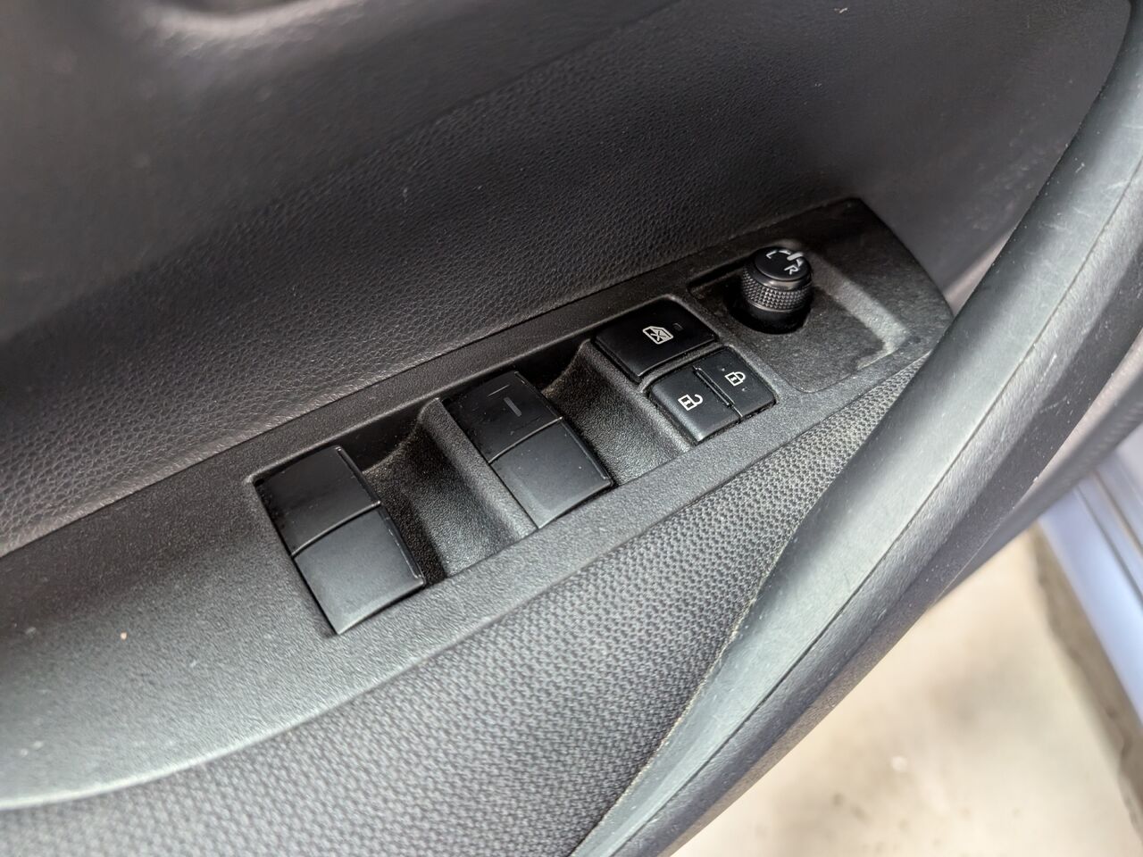 2022 Toyota Corolla - Image 10