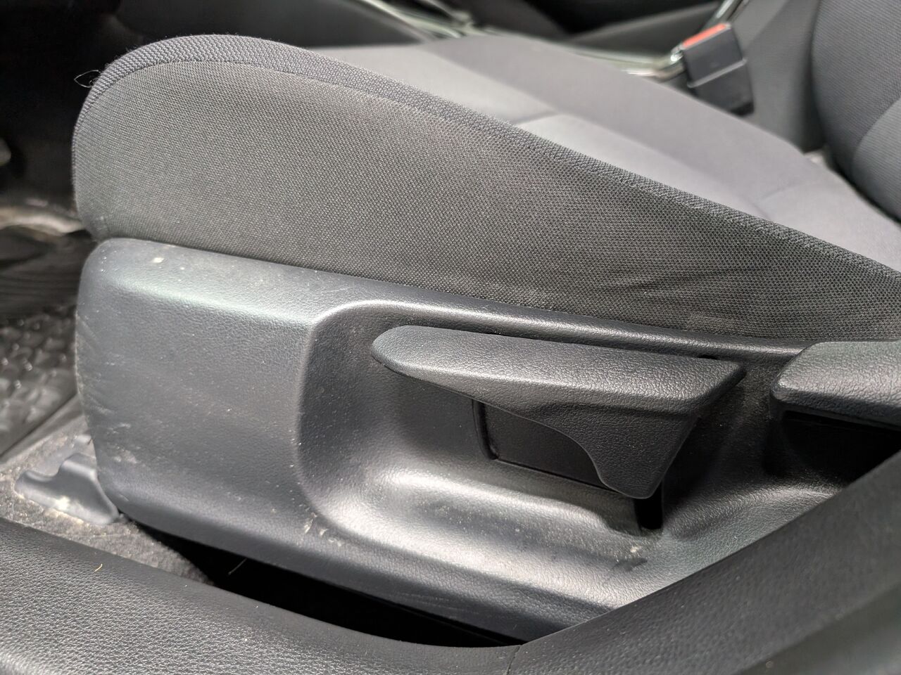 2022 Toyota Corolla - Image 11