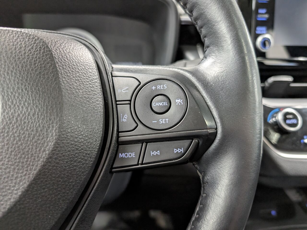 2022 Toyota Corolla - Image 15