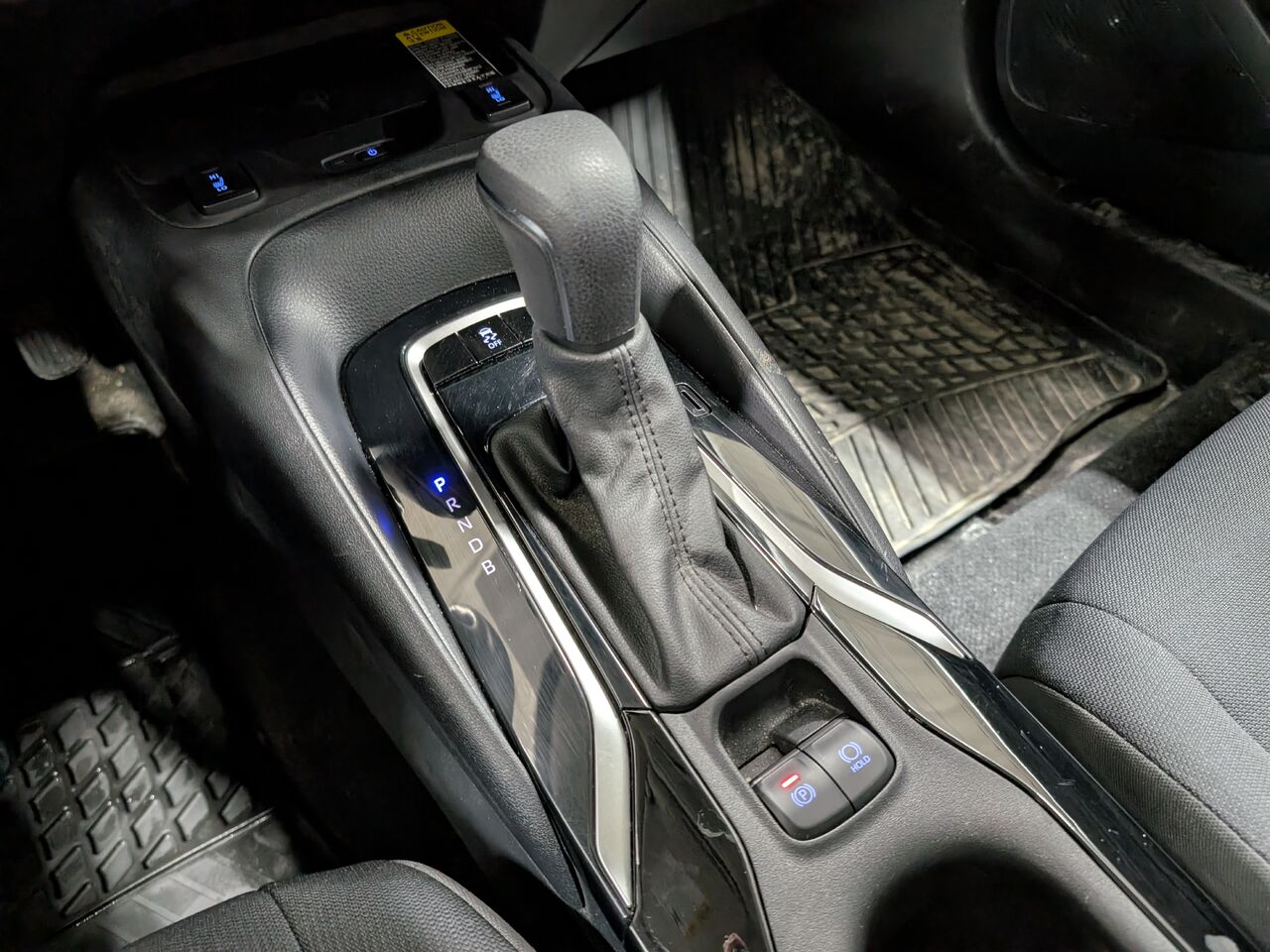 2022 Toyota Corolla - Image 21