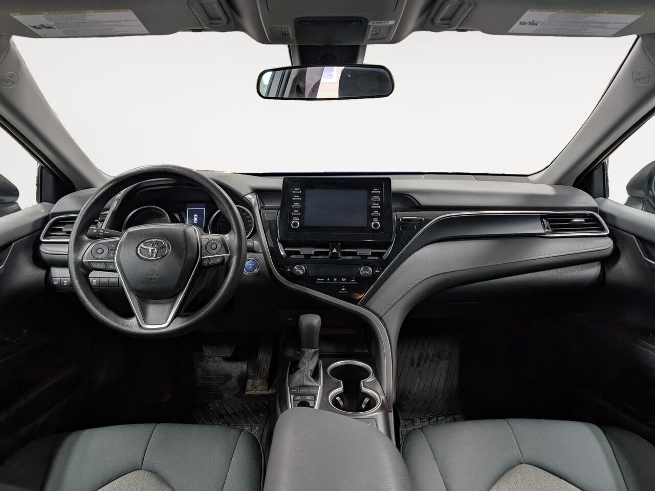 2023 Toyota Camry Hybride - Image 8
