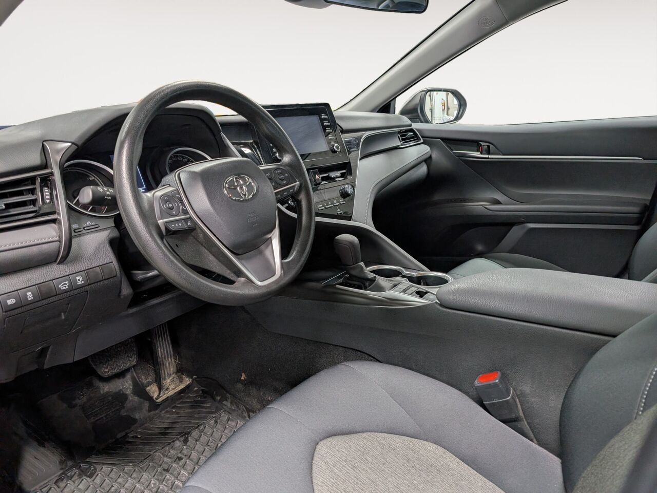 2023 Toyota Camry Hybride - Image 9