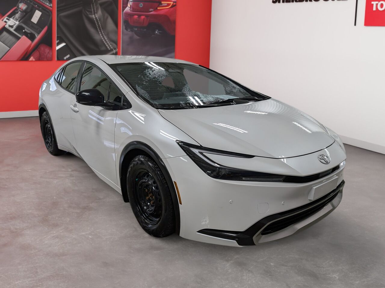 2024 Toyota Prius Prime - Image 3